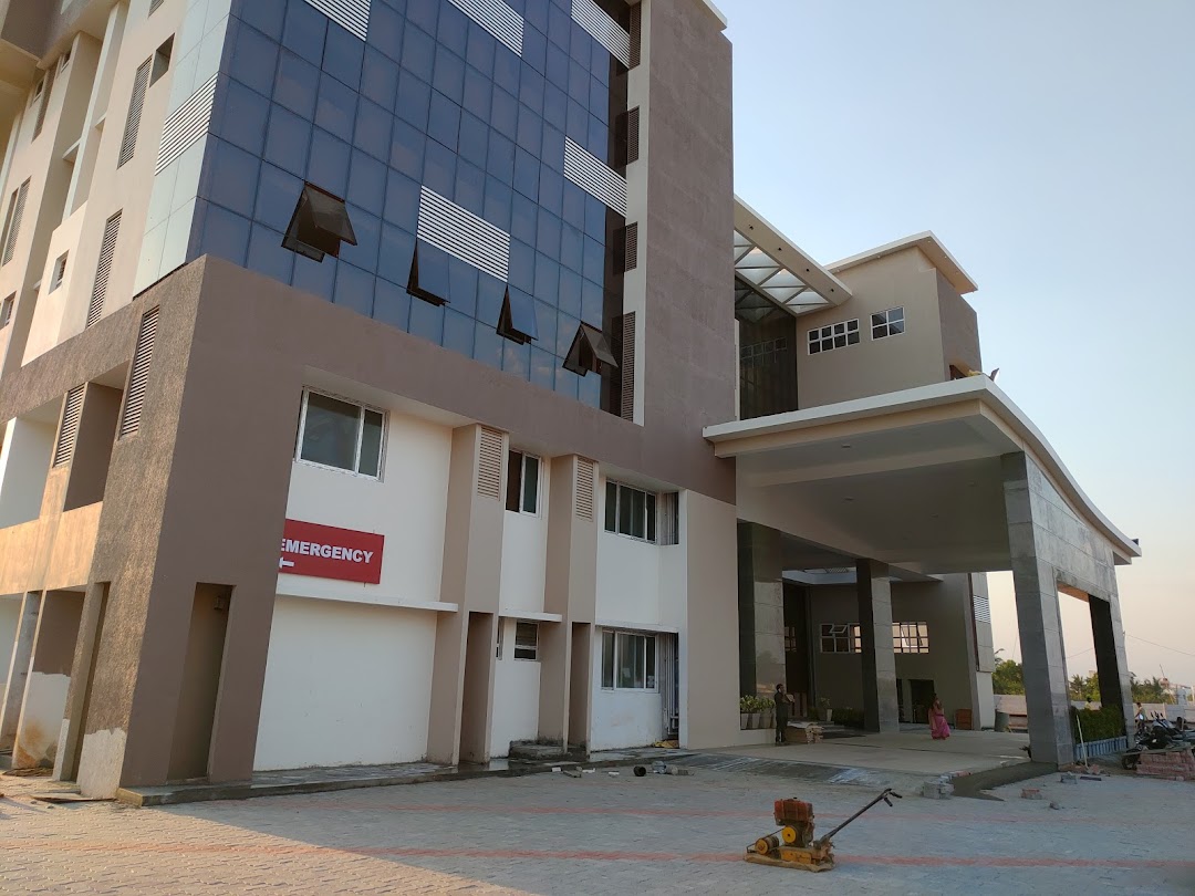 Kumaran Medical Center-photo
