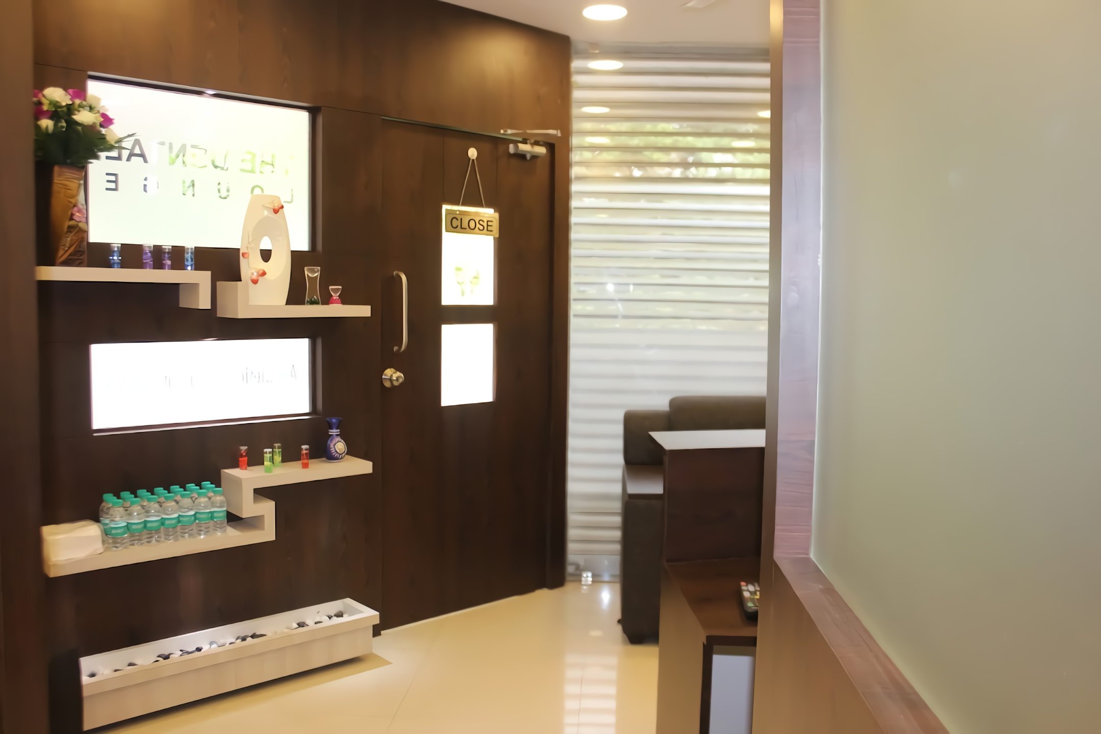 The Dental Lounge Aesthetic And Implant Centre-photo