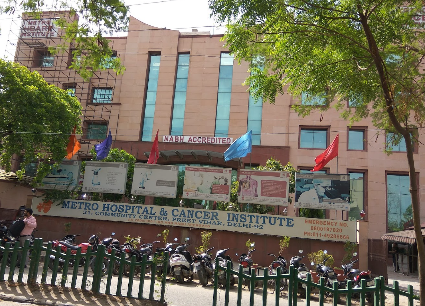 Metro Hospital And Cancer Institute East Delhi Preet Vihar