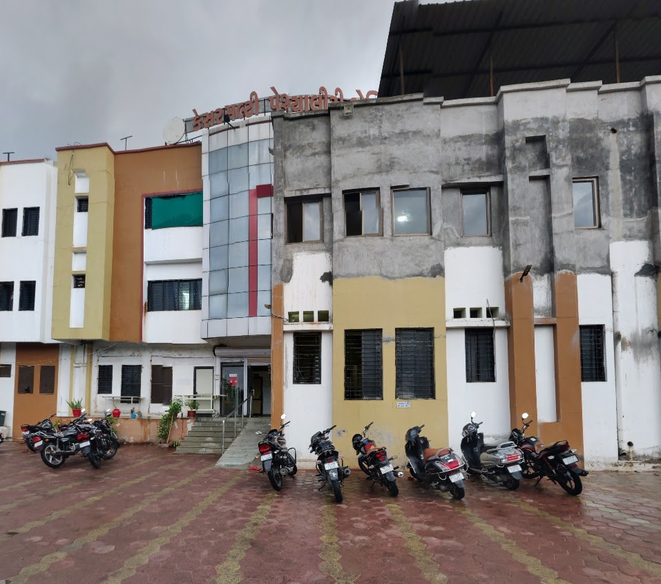 Kesar Surgical And Maternity Hospital