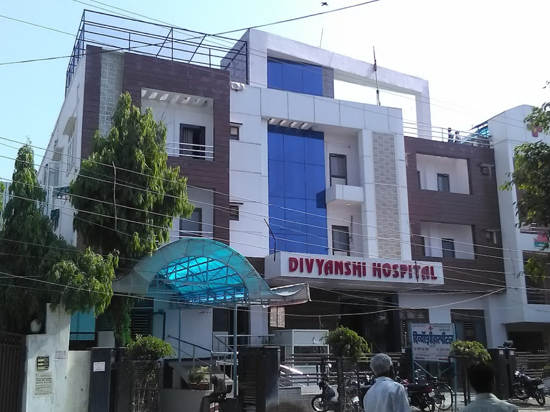 Divyanshi Fracture And Maternity Hospital