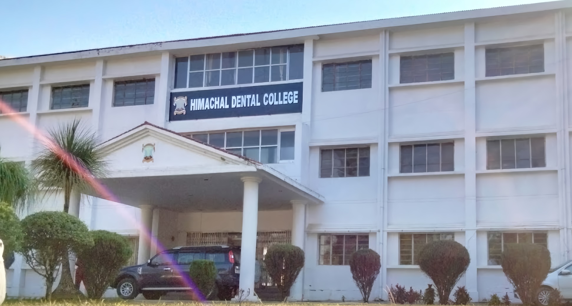 Himachal Dental College