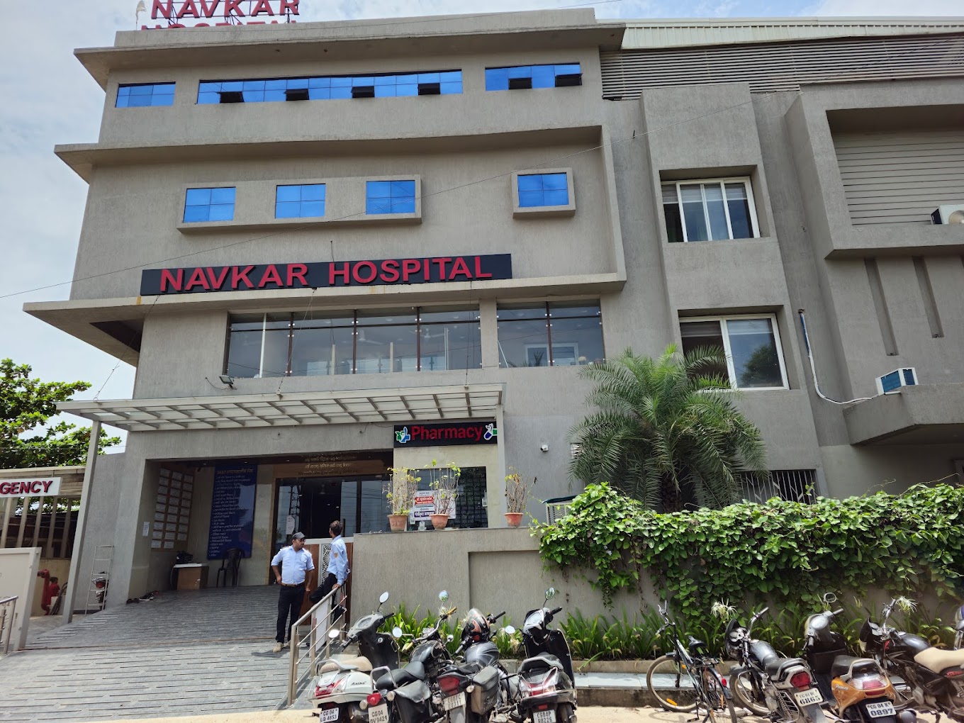 Navkar Hospital & Research Centre