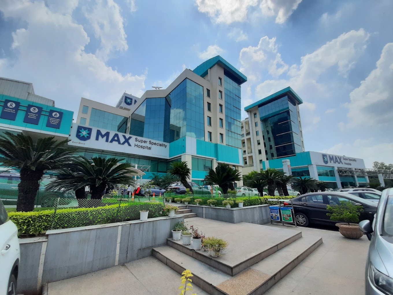 Max Smart Super Speciality Hospital - Saket