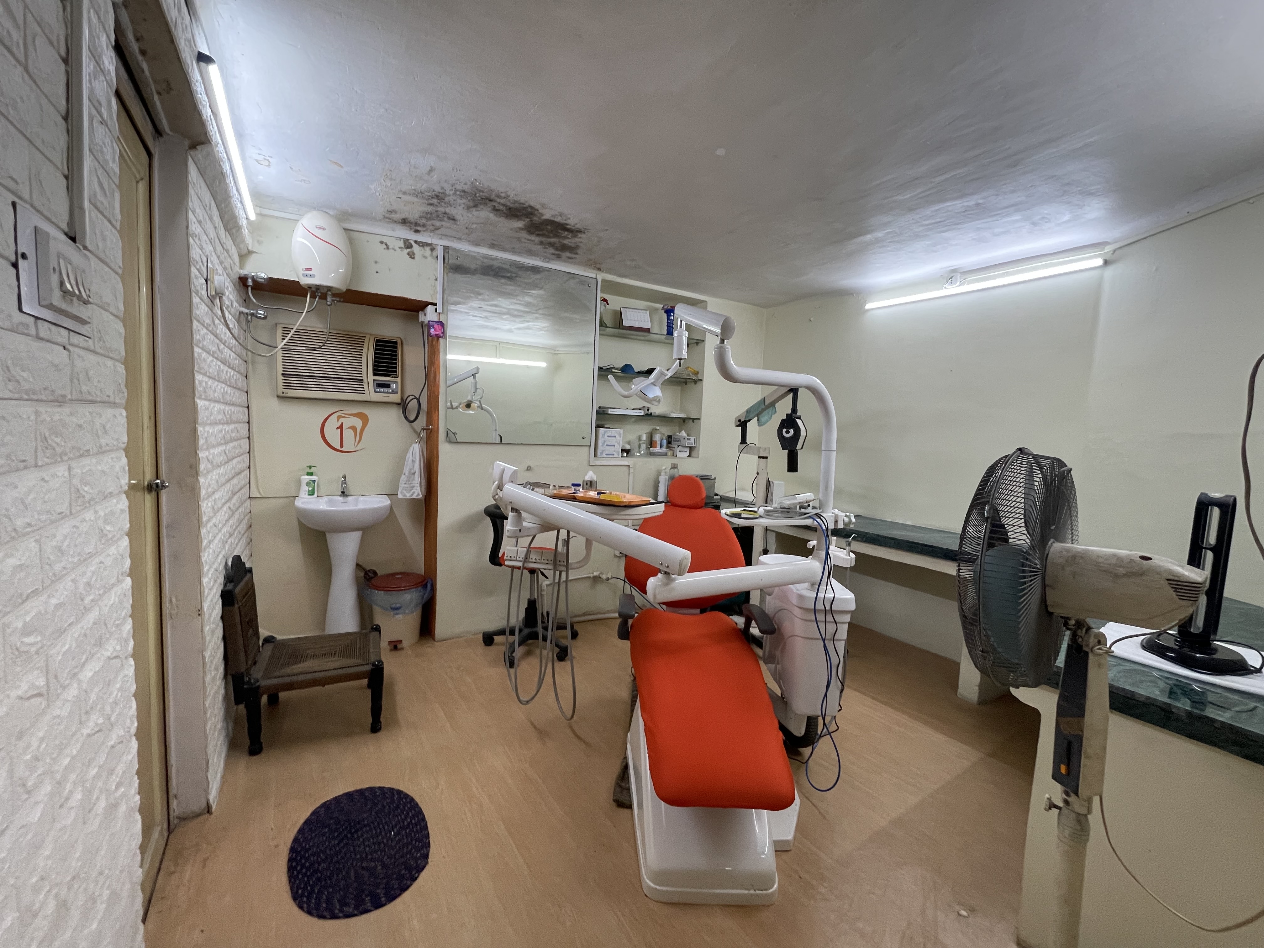 clinic-photo