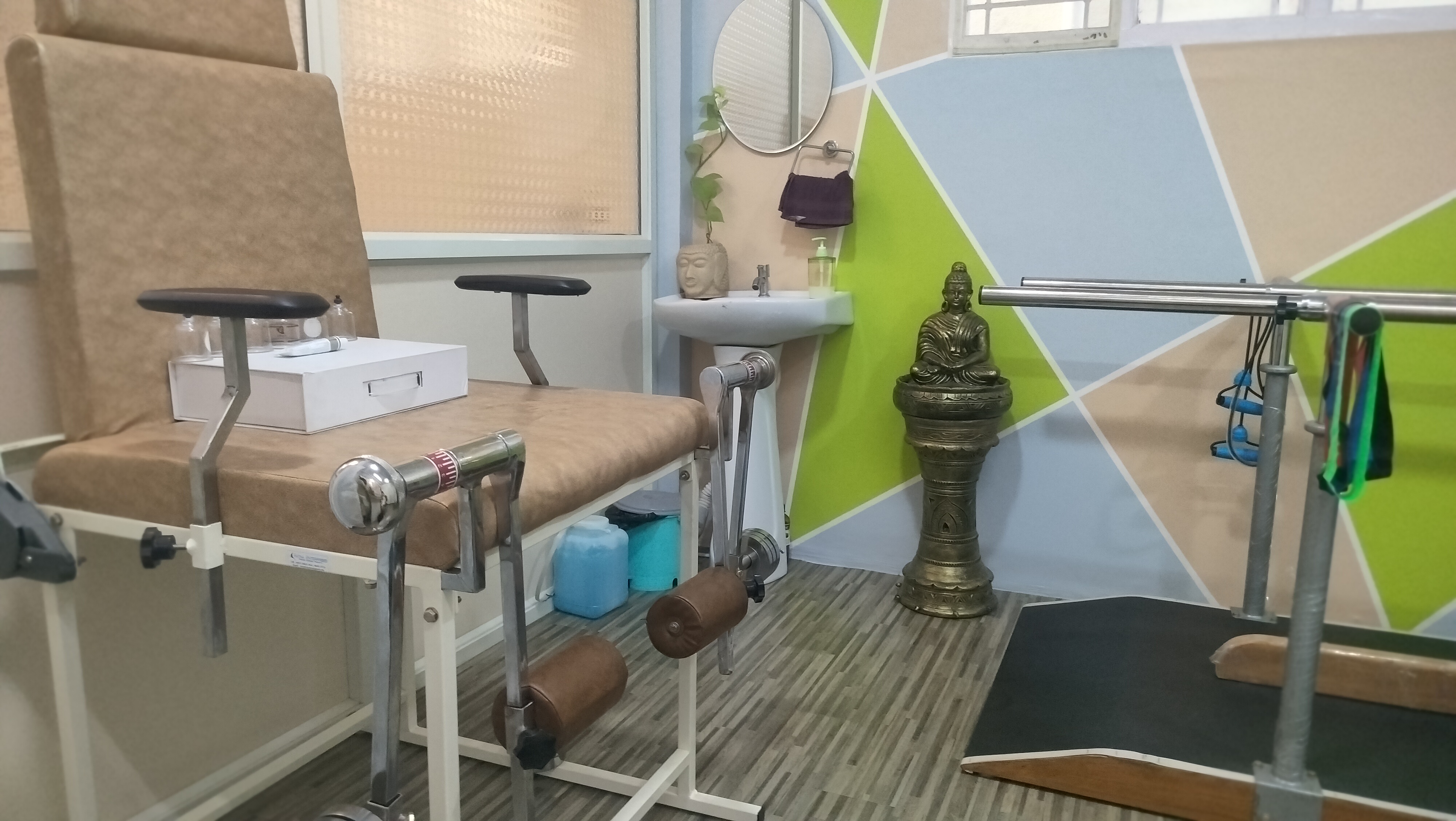 clinic-photo