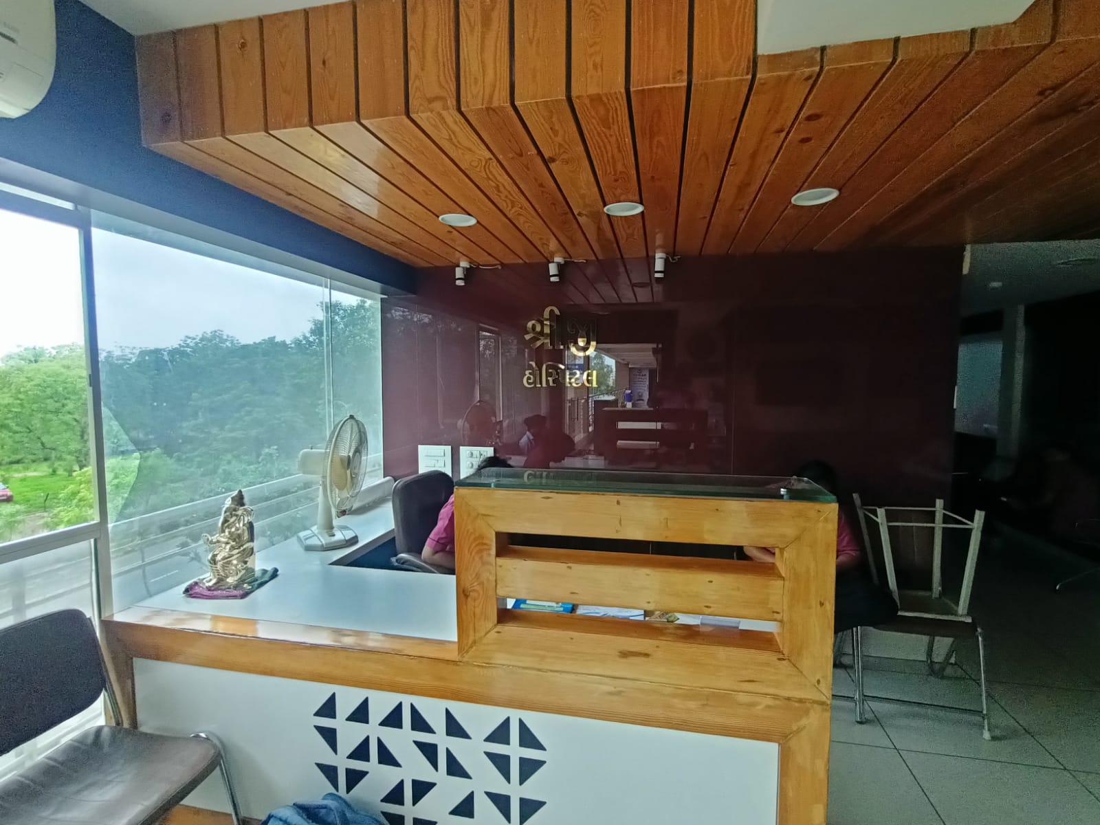 clinic-photo