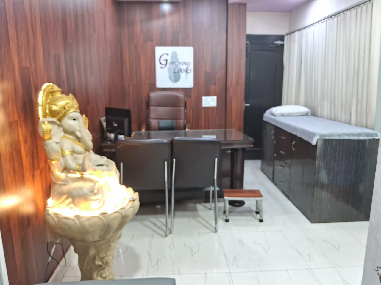 clinic-photo