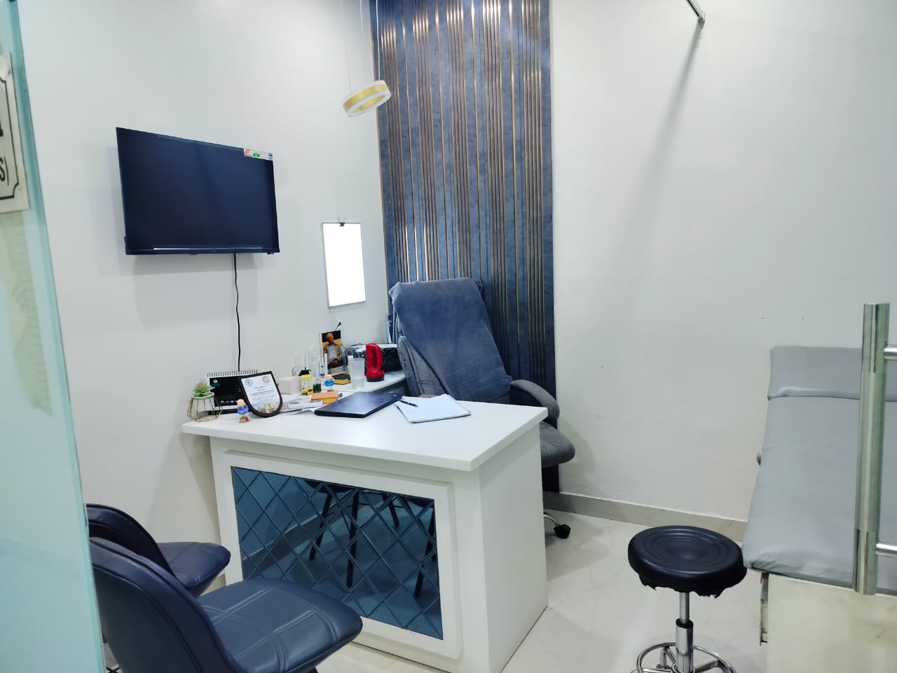 clinic-photo