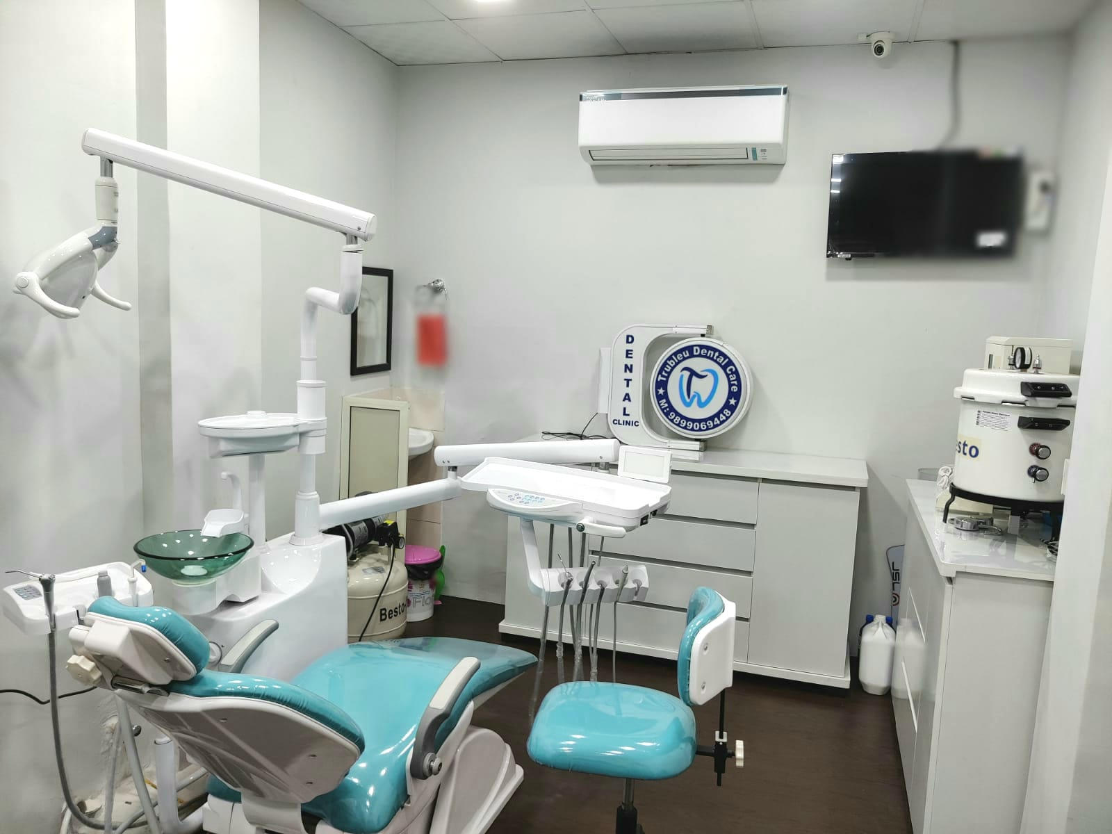 clinic-photo