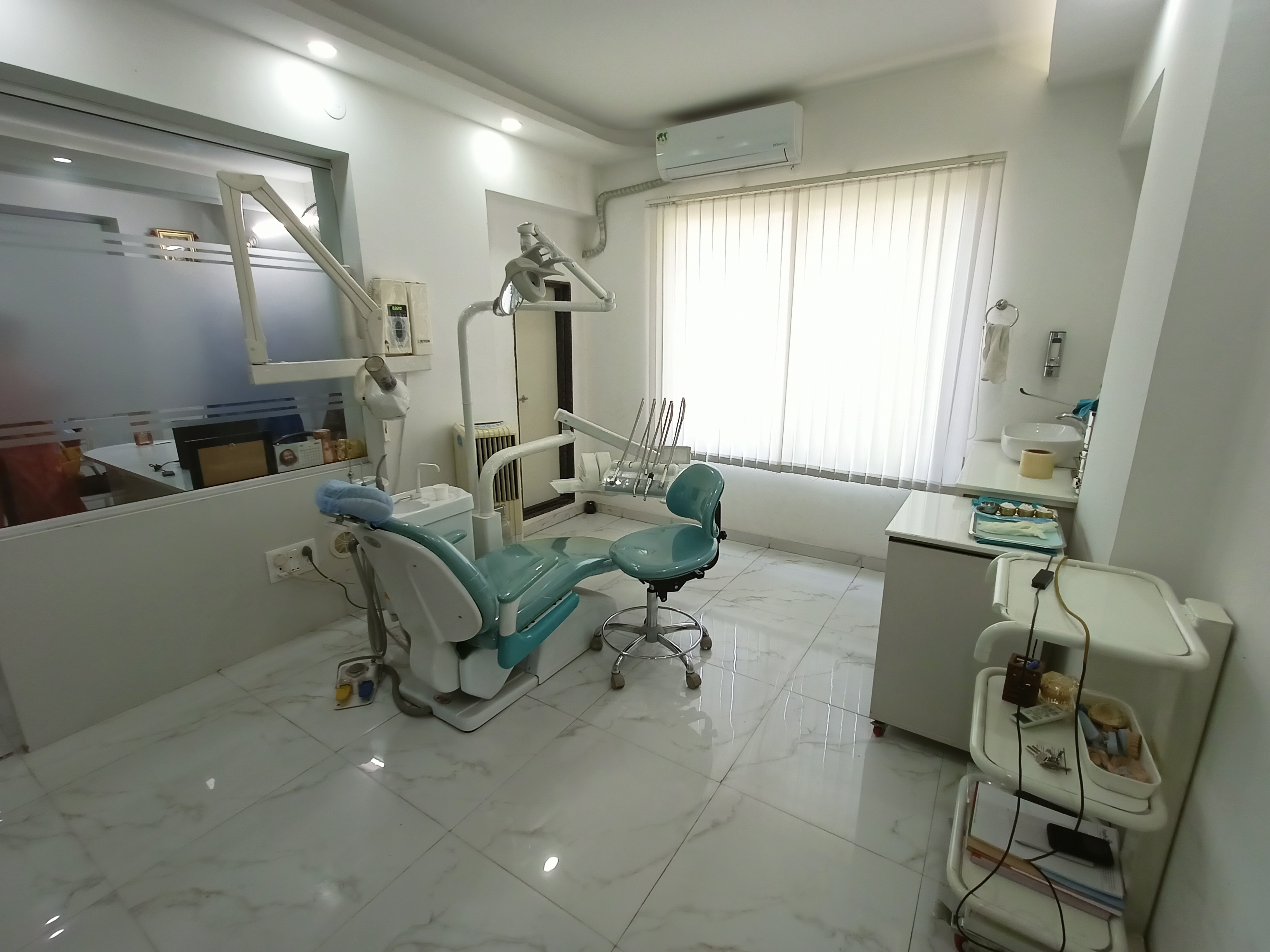 clinic-photo