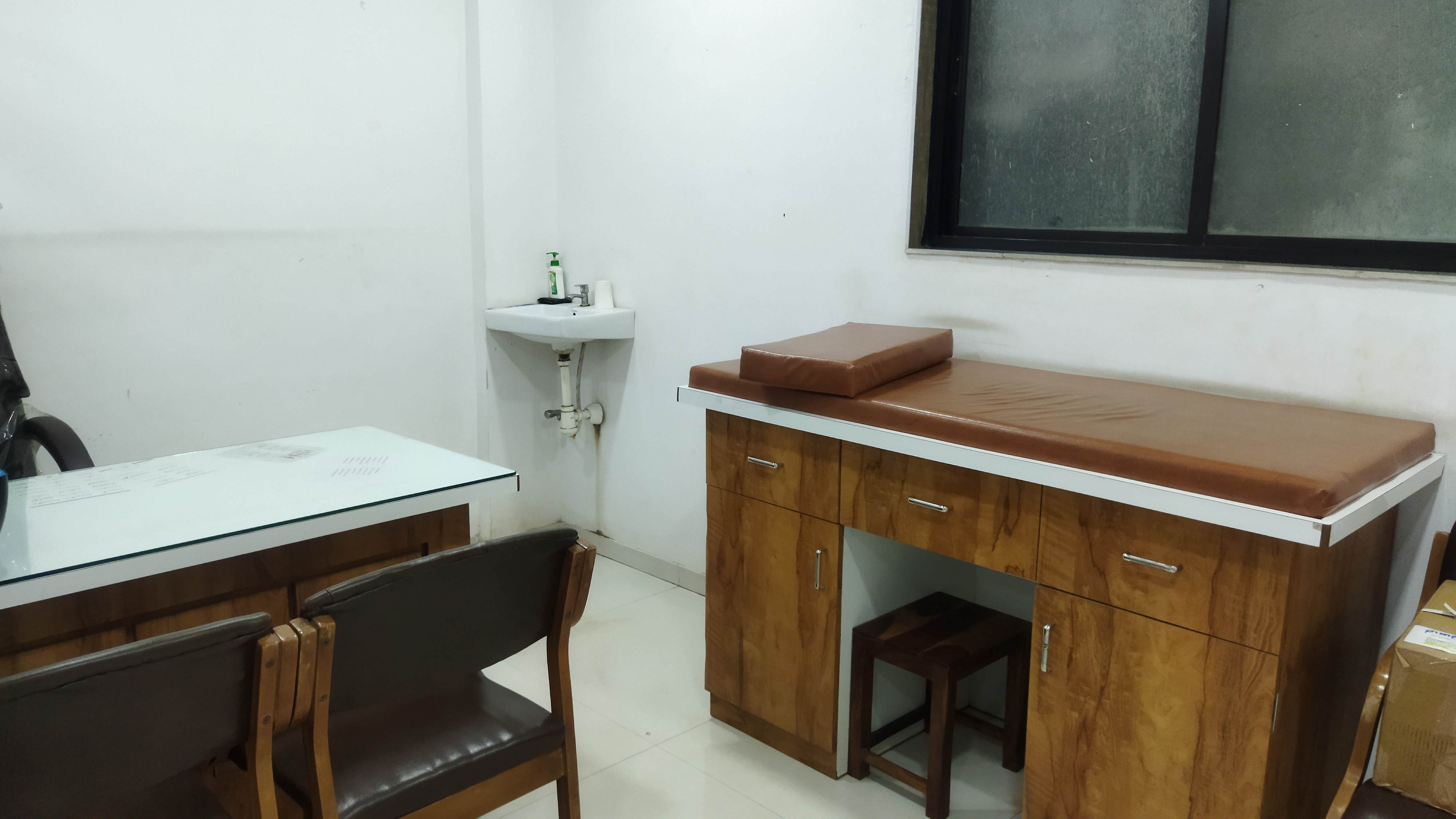 clinic-photo