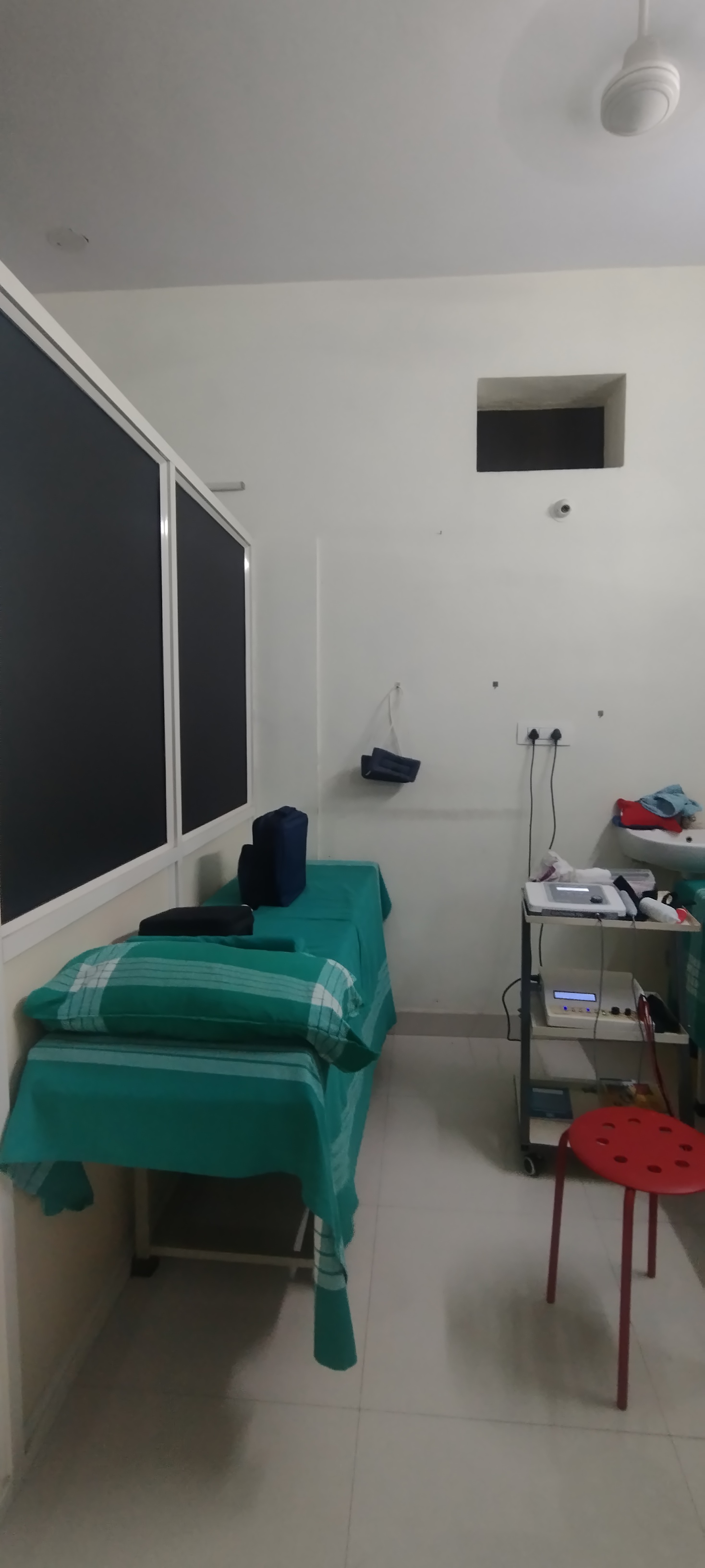 clinic-photo
