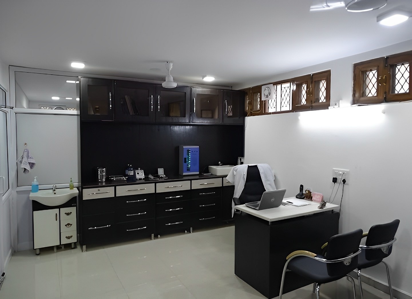 clinic-photo
