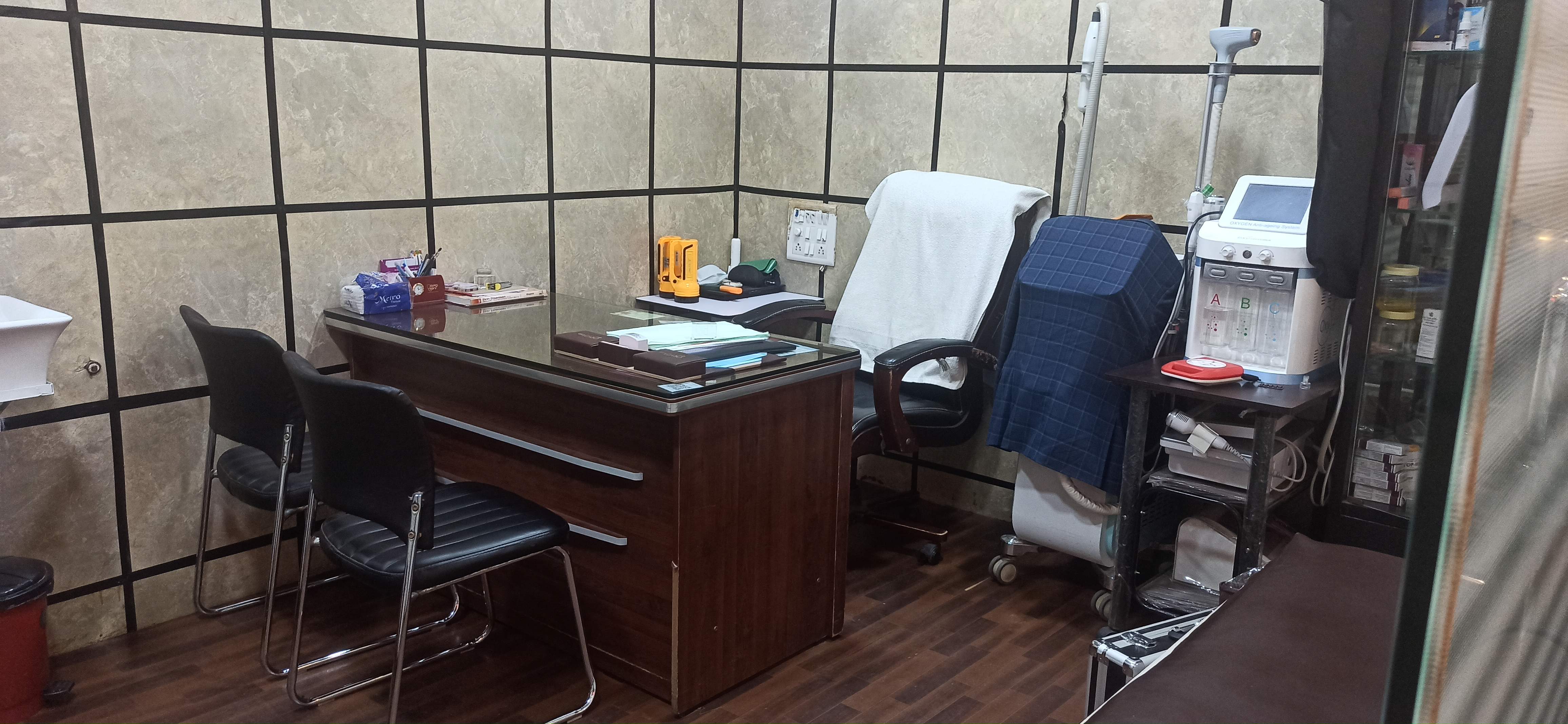clinic-photo