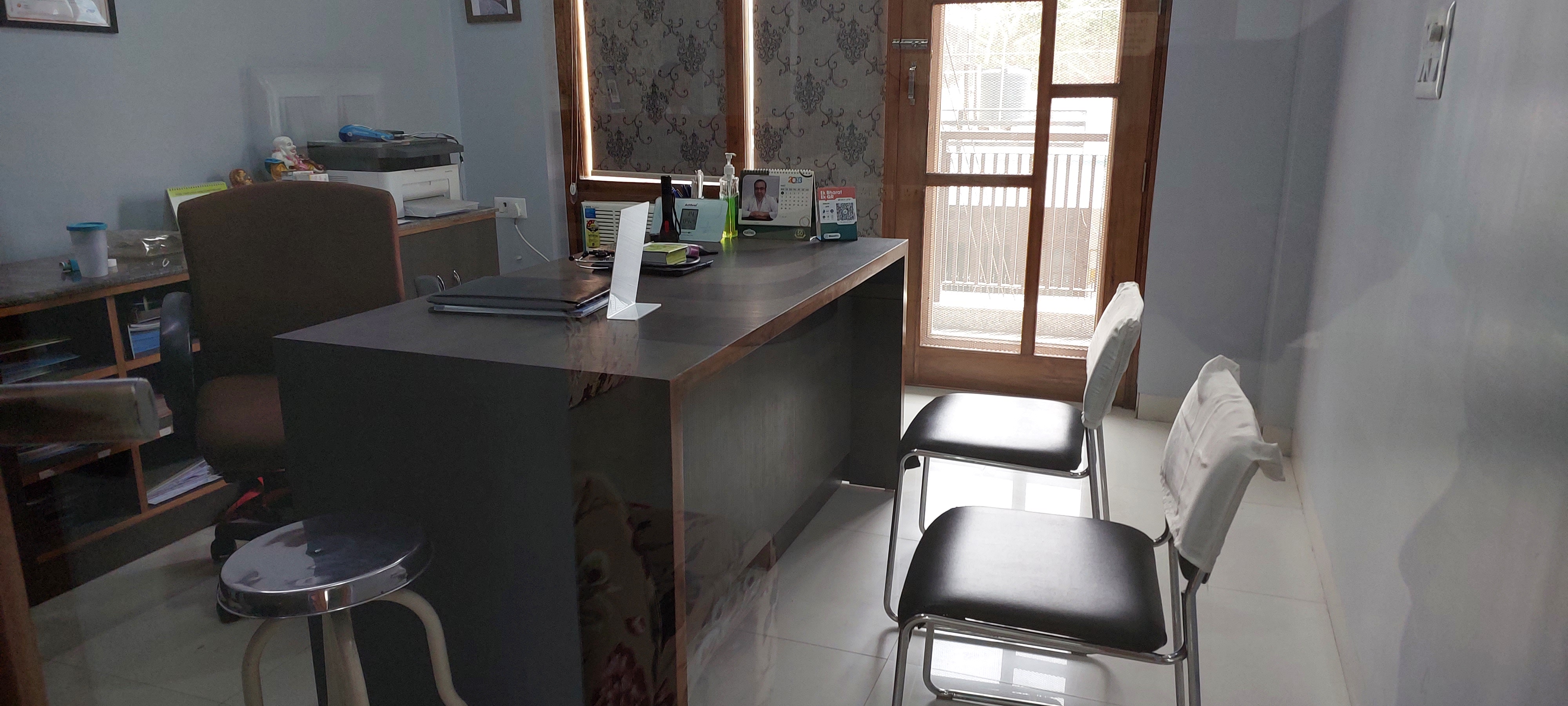 clinic-photo
