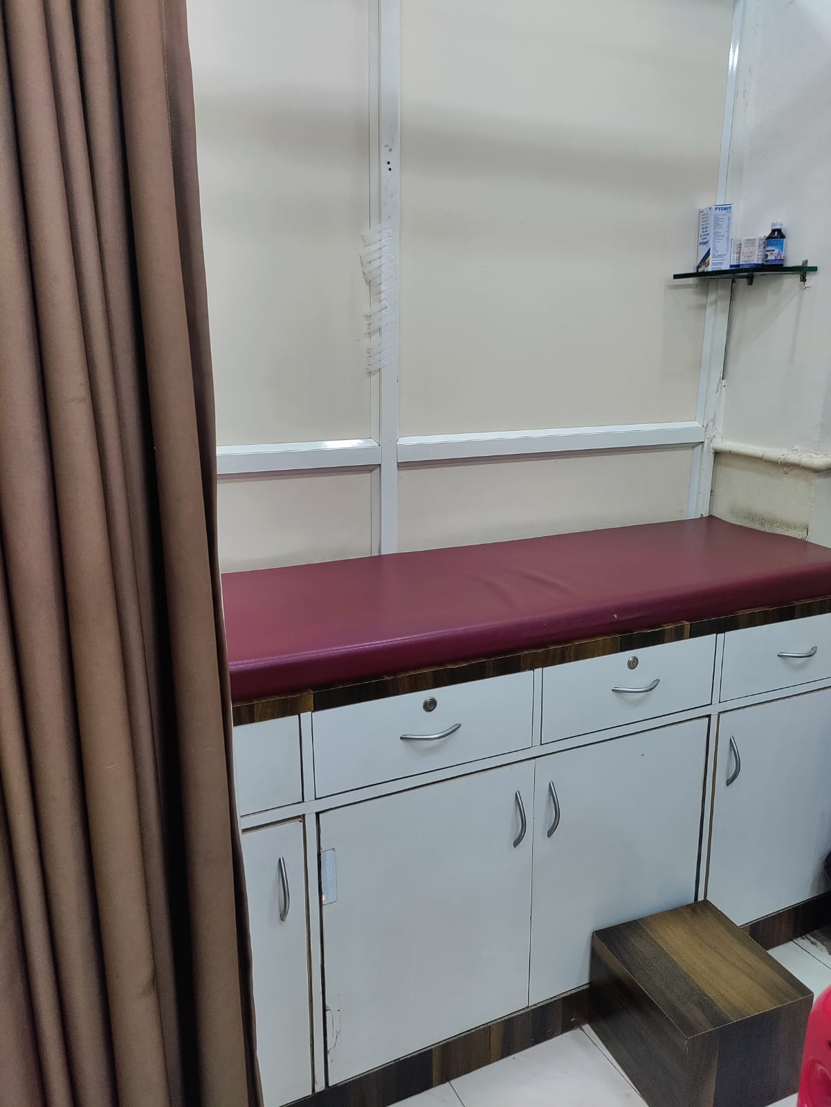 clinic-photo