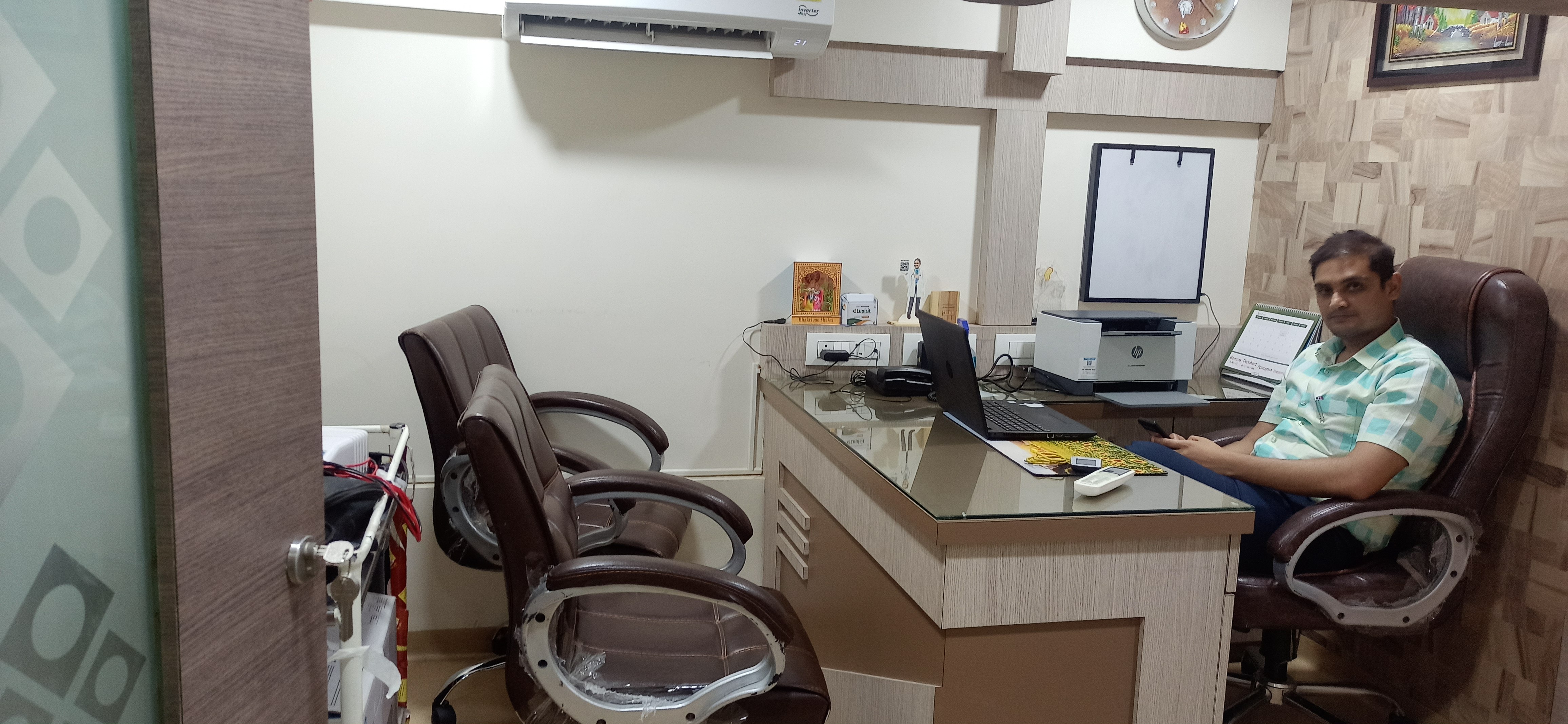 clinic-photo