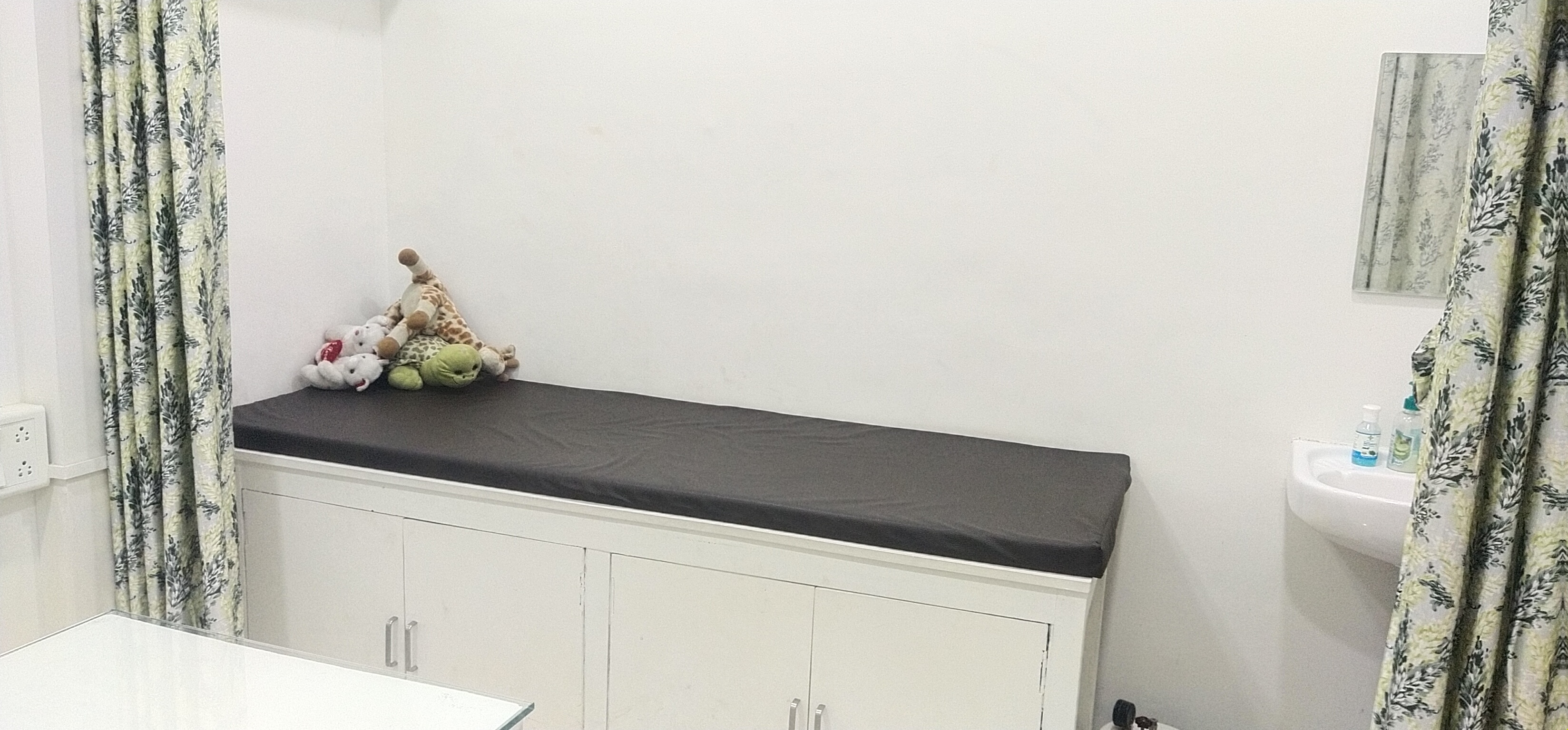 clinic-photo