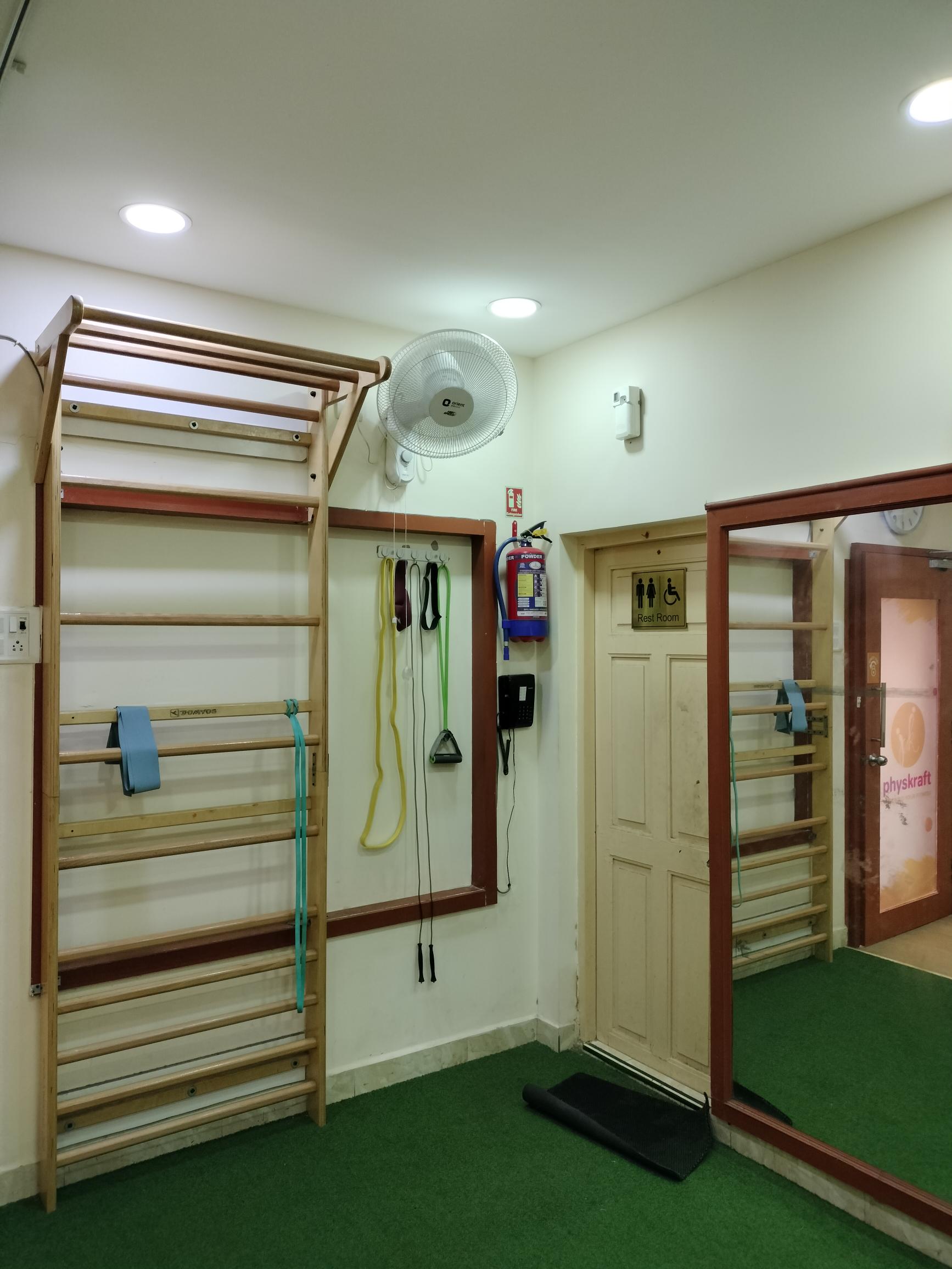 clinic-photo