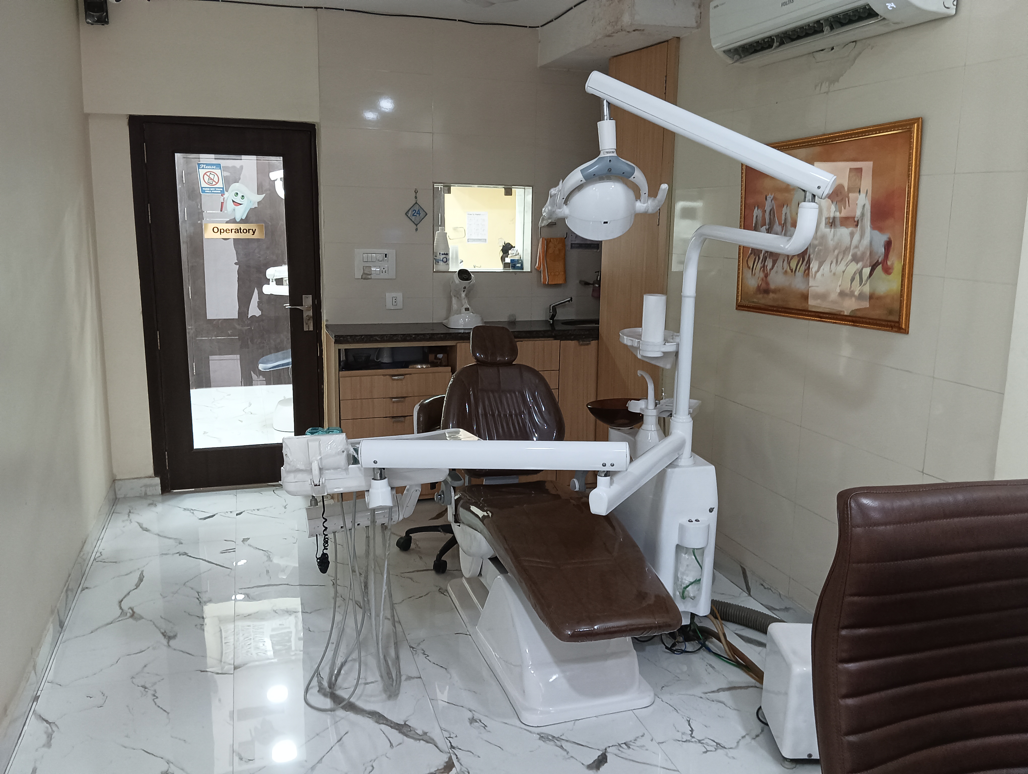 clinic-photo